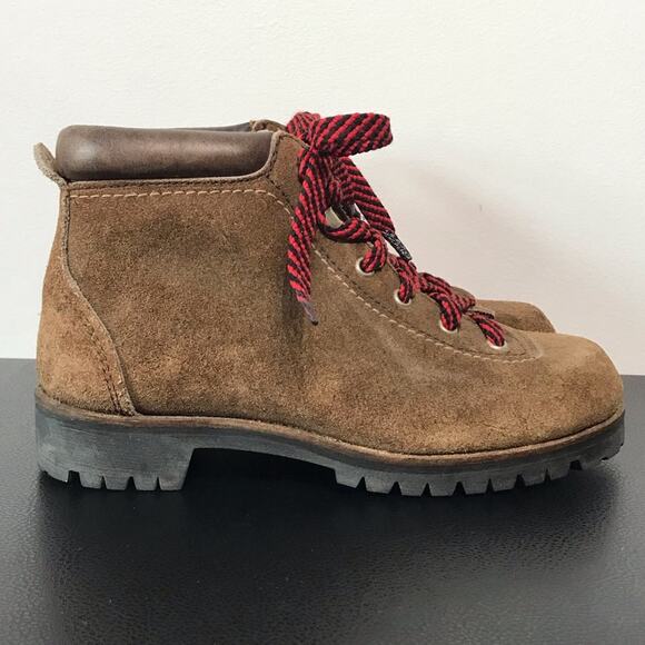 Vintage Vasque Red Lace Up Hiking Boots Suede Leather Mountaineering USA Shoes 6 - Picture 2 of 16
